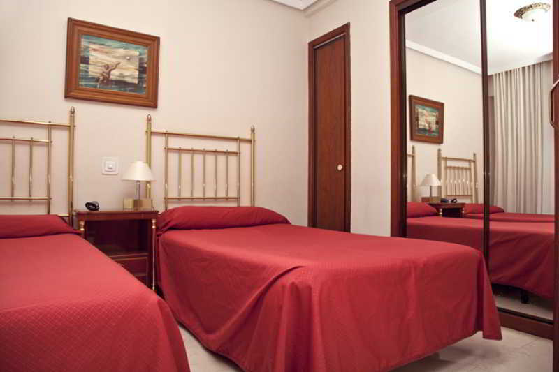 Apartamentos Olano C.B. Madrid Exterior foto